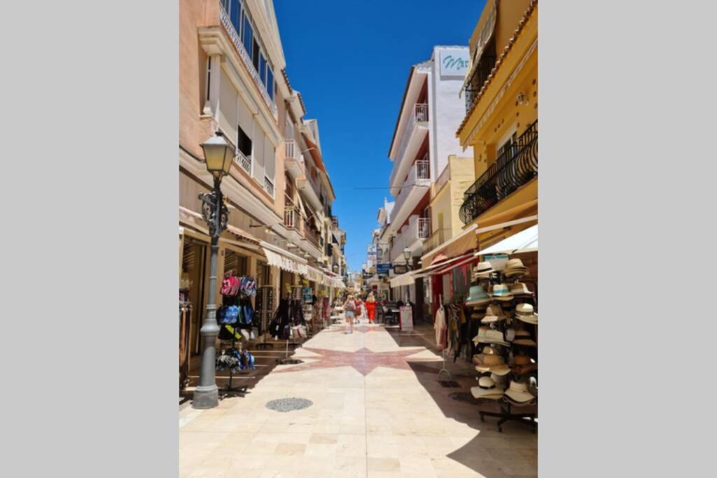 Calmahouse Carihuela Apartment Torremolinos Exterior foto