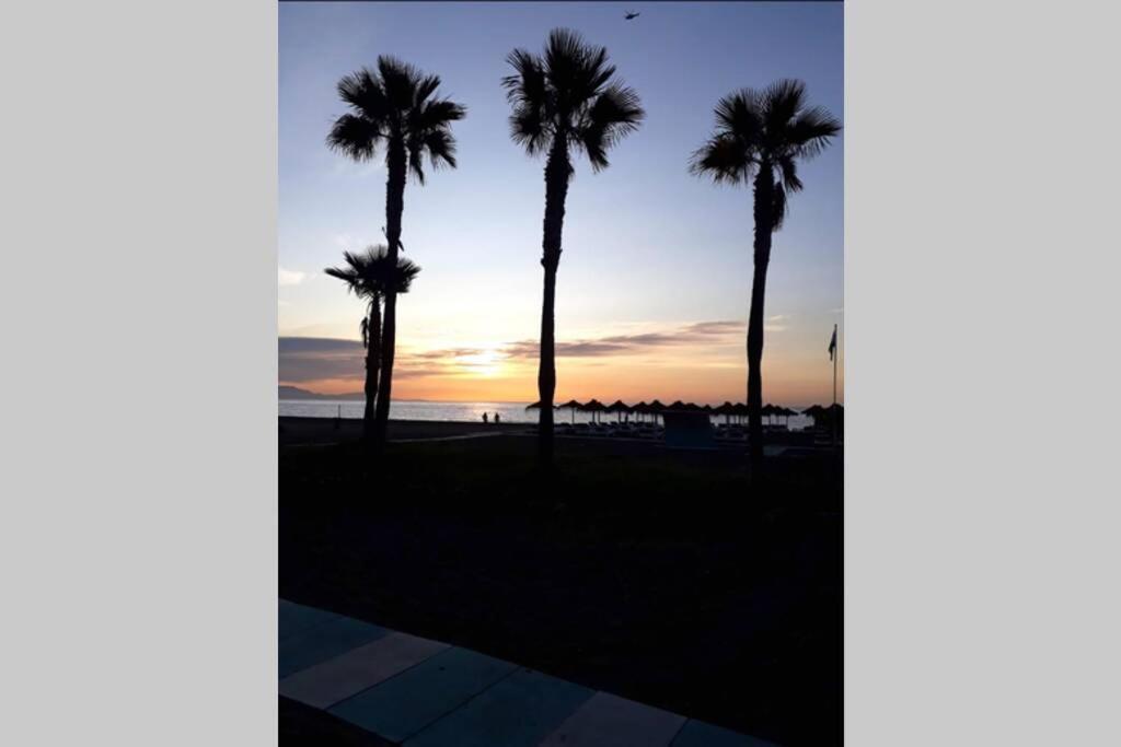 Calmahouse Carihuela Apartment Torremolinos Exterior foto